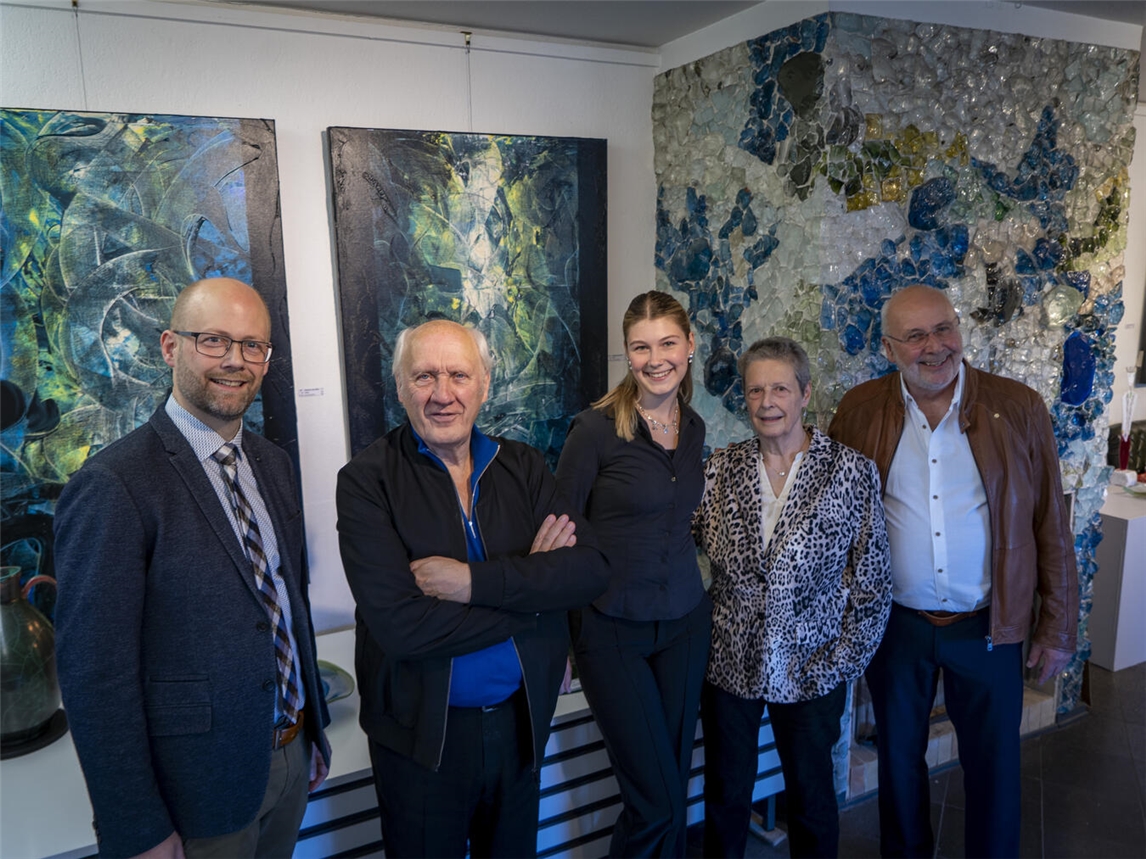 Herman van Veen (2.v.l.)  ließ sich den Besuch in Kevelaer nicht nehmen. NN-Fotos: Gerhard Seybert