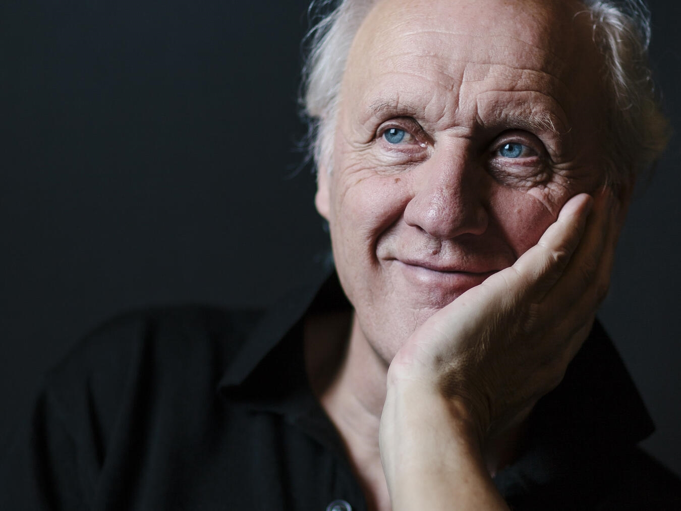 Herman van Veen begeistert seit Jahrzehnten sein Publikum. Die NN verlosen Tickets für das Konzert des Ausnahmekünstlers in Dinslaken. Foto: Jesse Willems