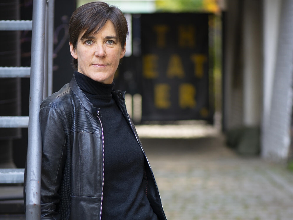 Ihre Karriere nimmt gerade richtig Fahrt auf: Gaea Schoeters sorgt derzeit europaweit für Aufsehen.Foto: Anna Weise