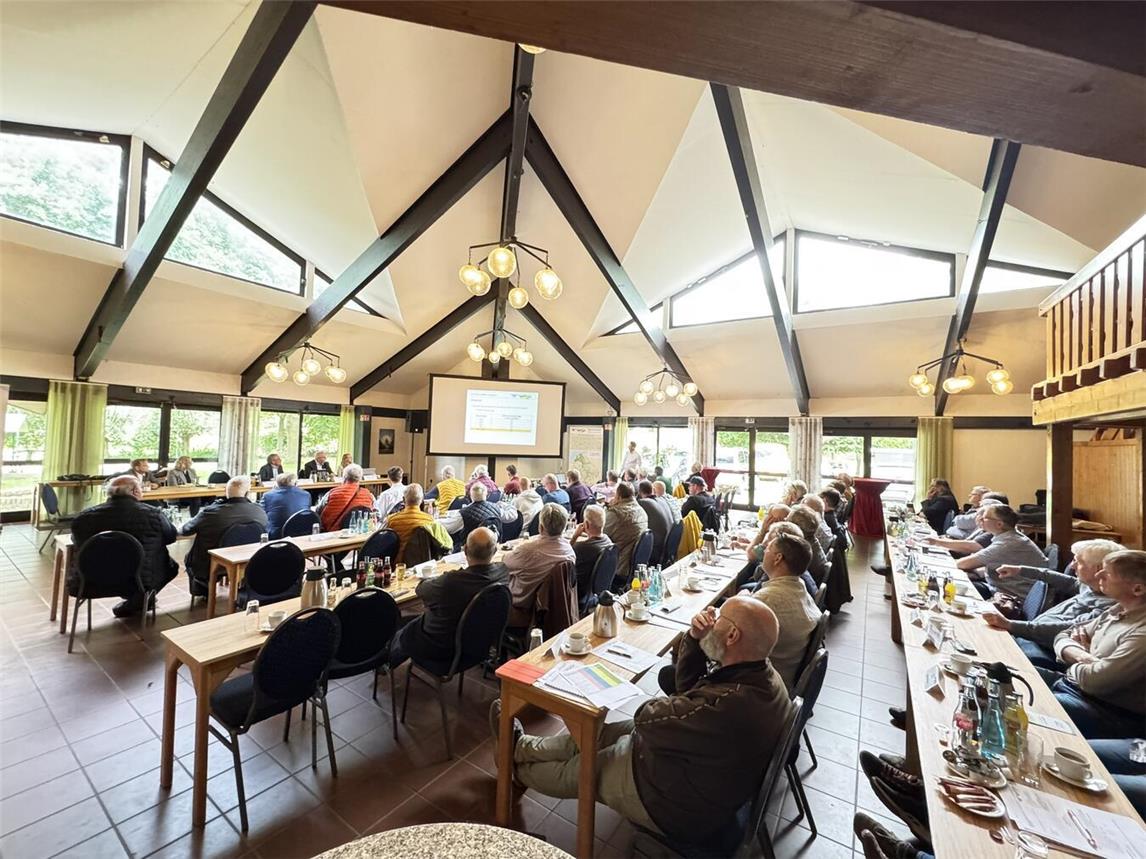 Im Bürgerhaus in Bienen hat die Erbentagssitzung des Deichverbandes Bislich-Landesgrenze stattgefunden. Foto: privat