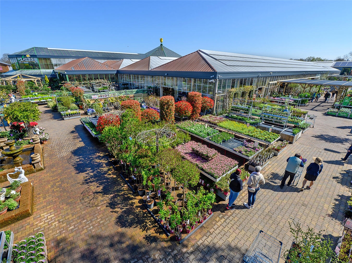 "Gartencenter Leurs: Pflanzen und Zubehör für Frühling auf Balkon und Garten"