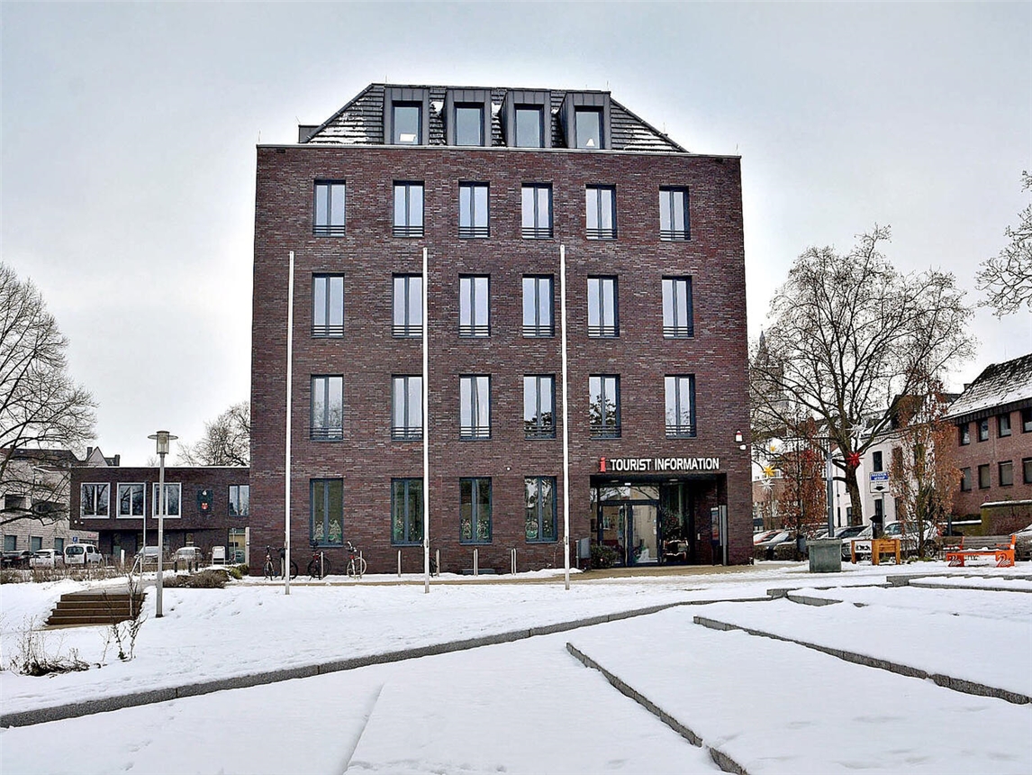 Im Klever Rathaus kommt bald der neu gewählte Ausschuss für Chancengleichheit und Integration zusammen. NN-Foto: Rüdiger Dehnen