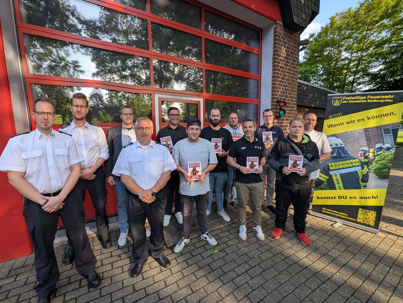 In den kommenden Wochen werden die neuen Mitglieder in den Feuerwehrdienst eingeführt. Foto: Feuerwehr Bedburg-Hau