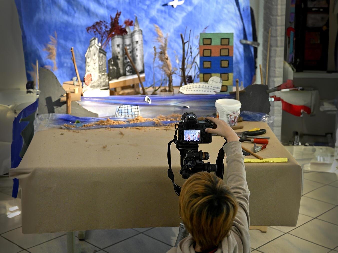 „Stop-Motion-Workshop“ begeistert junge Filmemacher In den Räumen des Museums entstanden die 8.000 Einzelbilder für den Film zum Thema „Wasser“. Foto: Thomas Momsen