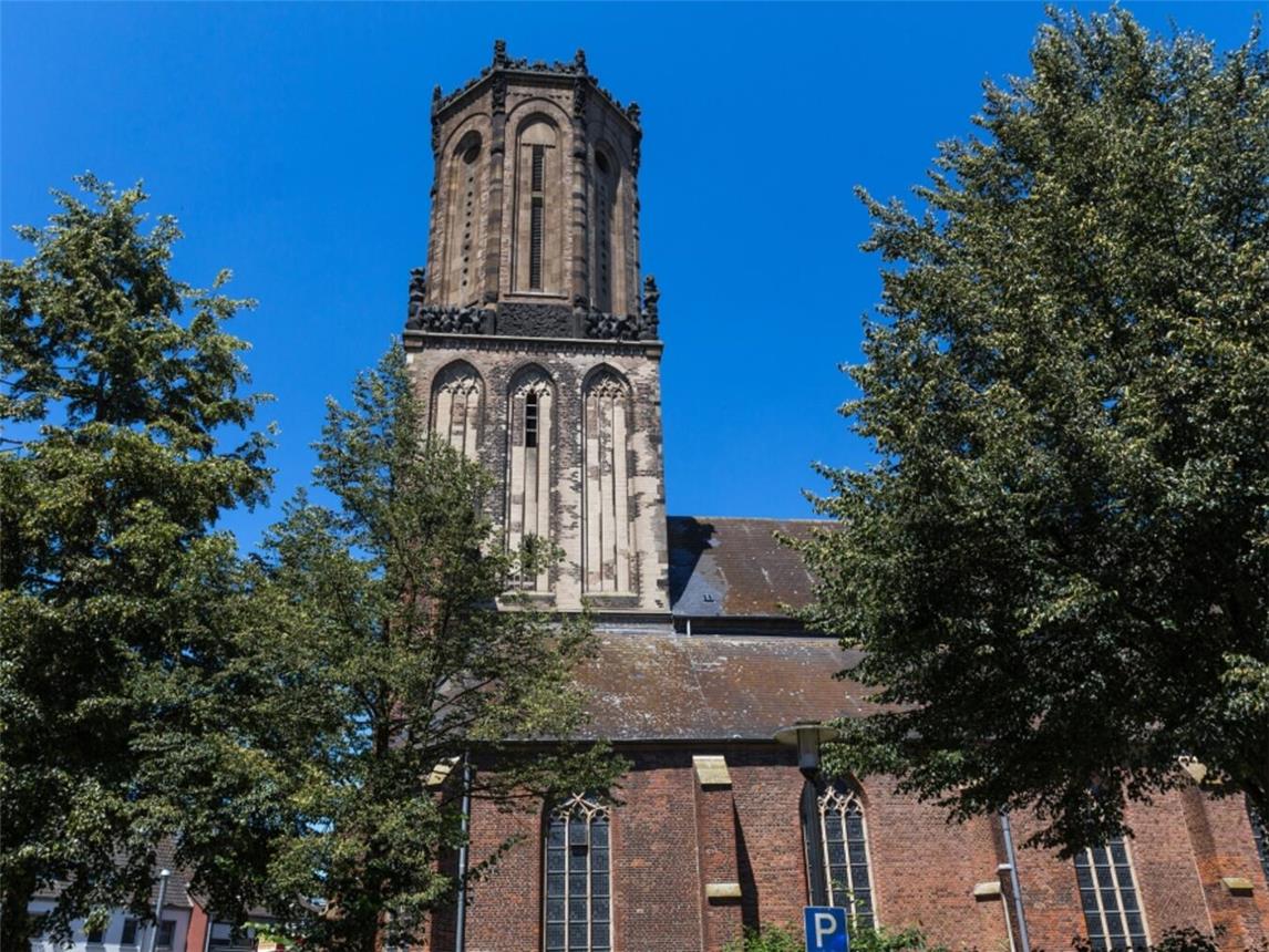 In der St.-Aldegundis-Kirche findet der Gottesdienst statt. Foto: WfG Emmerich