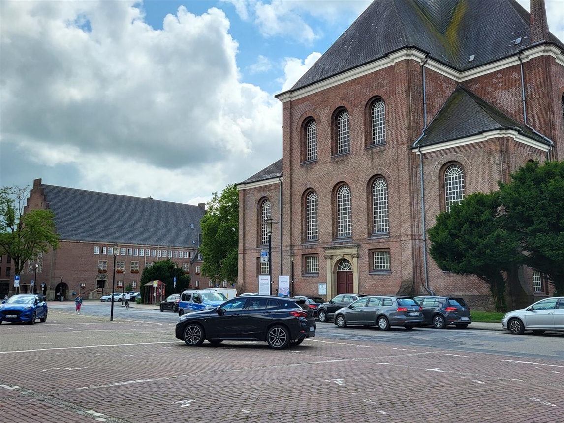 "Sondermüllsammlung in Emmerich am 1. August, Foto von Michael Bühs"