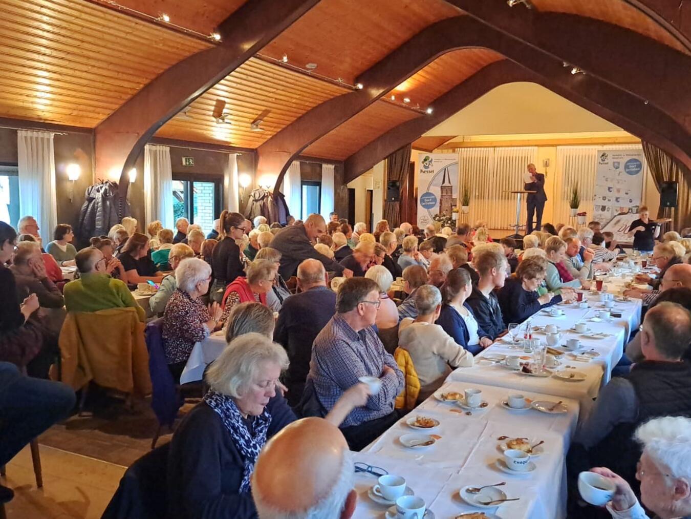 In ihrer unnachahmlichen Art werden Achim Verrieth, Jens Stockmans, Theo Giesbers, Hans-Peter Kempkes, Theo Kersten, Theo van Dornick, Georg Hermsen, Georg Jansen und Wim Spans für Unterhaltung sorgen. Foto: privat