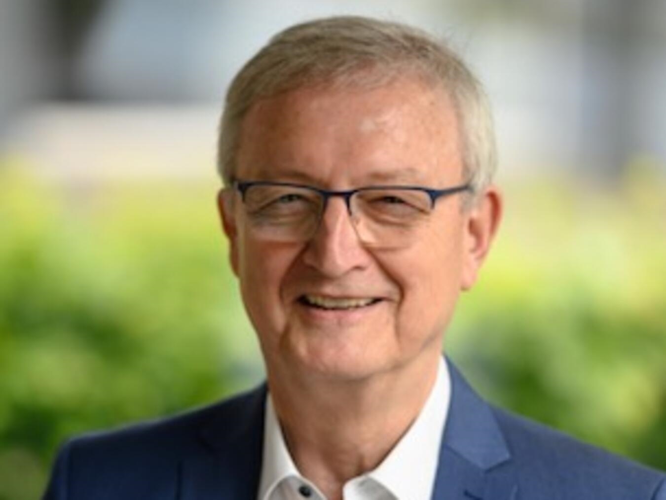 Jörg Vopersal.