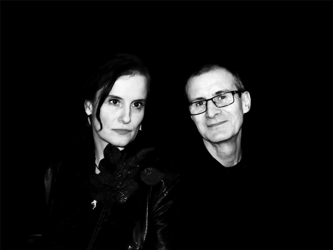 John Kevin White ist mit Ehefrau Rhona am Freitag in Grieth zu Gast.Foto: Band