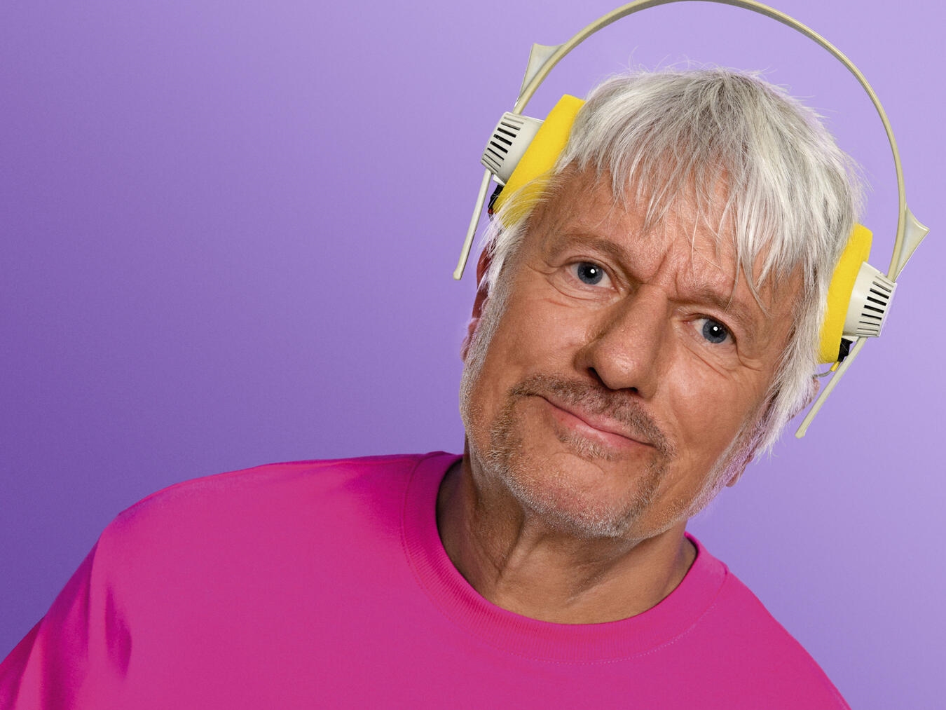 Jürgen Becker präsentiert sein aktuelles Programm „Deine Disco‘“ am Freitag, 5. September, in Straelen. Foto: Manfred-Linke