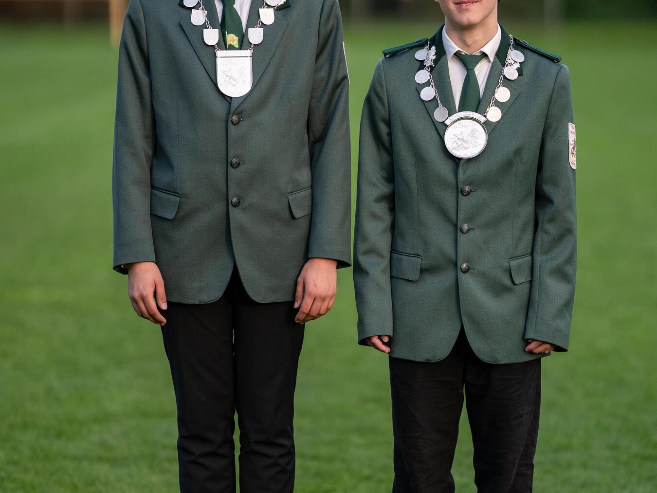 Jugendprinz Joshua Röttges (l.) und Schülerprinz Jonas Doebler.