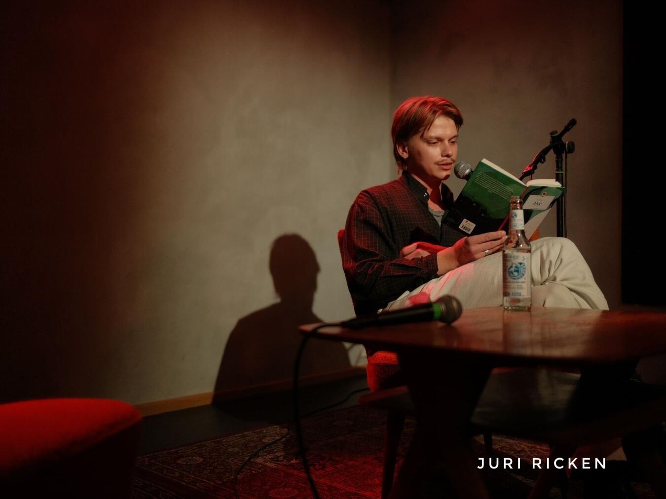 Juri Ricken liest bald in Geldern. Foto: Chris Weiher