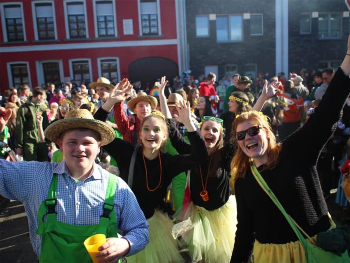Kapellen Helau! Am Samstag, 22. Februar, geht es wieder in bunten Kostümen, mit reichlich Kamelle und bester Stimmung durch die geschmückten Straßen. Foto: privat