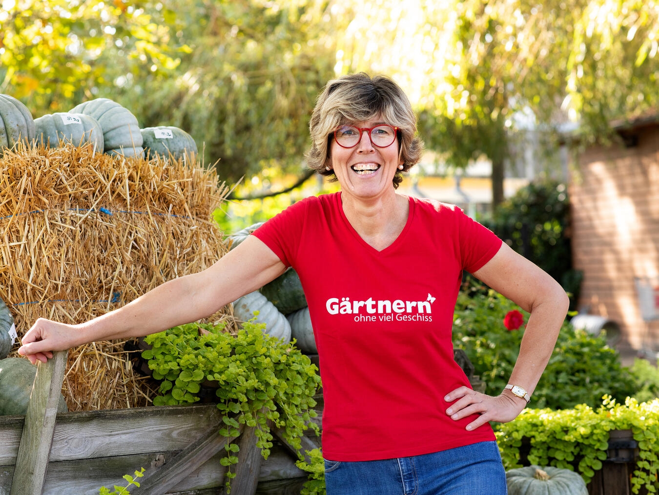 Katrin Iskam kommt mit ihrem Erfolgsprogramm „Gärtnern ohne viel Geschiss“ am Samstag, 5. September, nach Dinslaken. Foto: Nicole Müller