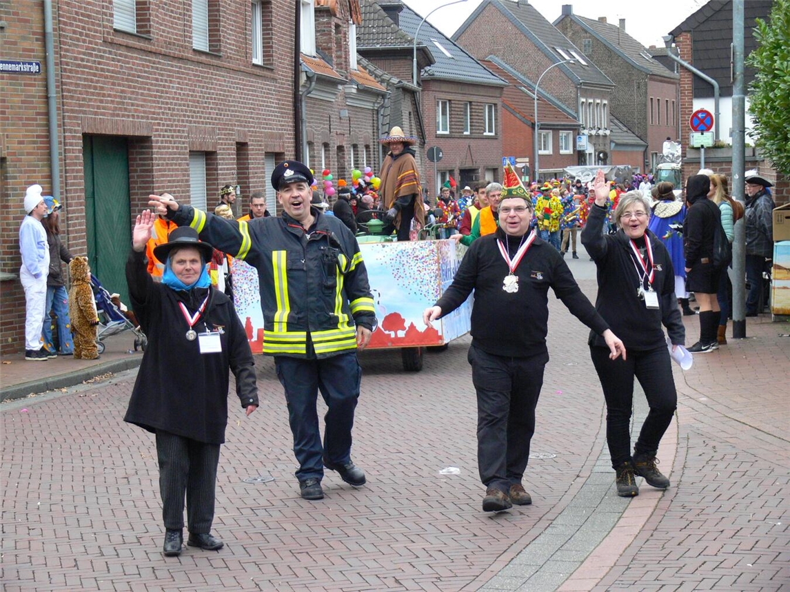 „Kerken Helau!“ Am 8. Februar zieht der Karnevalszug in Aldekerk, am 15. Februar der Karnevaszug in Nieukerk durch die Straßen.Foto: Gemeinde Kerken