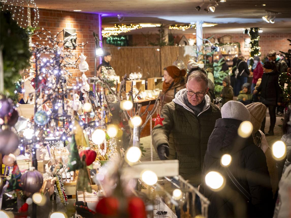 Kevelaerer Vereine bekommen einen kostenfreien Standplatz auf dem Kevelaerer Krippenmarkt. Foto: Gerhard Seybert