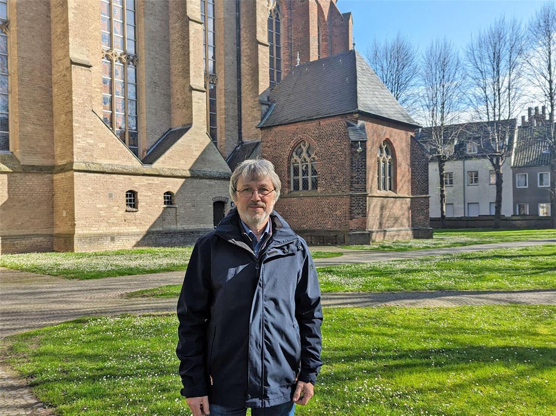 Kirchenmusiker Jan Szopinski freut sich auf die „Geistliche Abendmusik“ – er hofft, dass die Reihe auch fortgesetzt wird, wenn er im Ruhestand ist.NN-Foto: vs