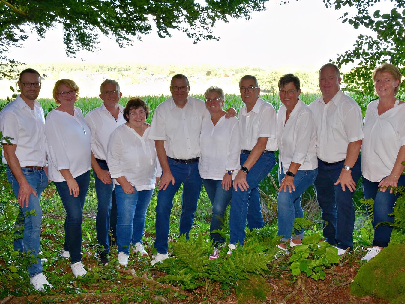 König Leo Eliab mit Gattin Annette und das Throngefolge freuen sich auf das Festwochenende. Foto: St. Hubertus Schützenbruderschaft