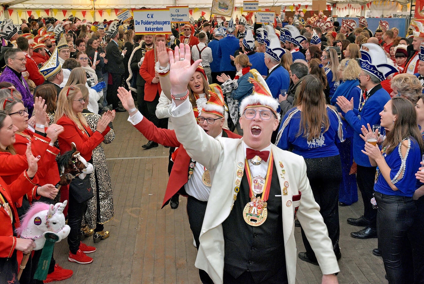 Kranenburg, Prinzenfruehschoppen mit Verleihung des Kranichordens