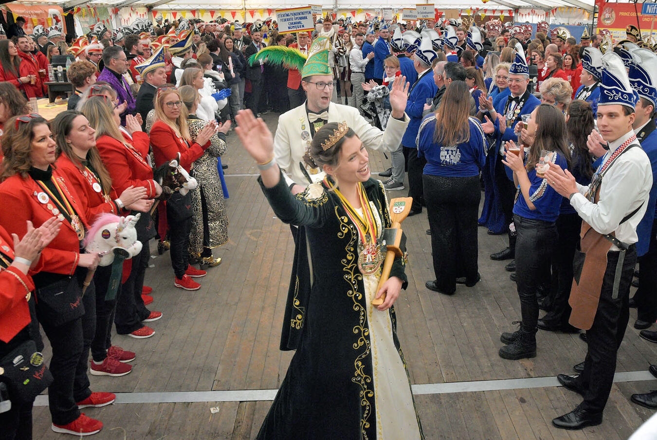 Kranenburg, Prinzenfruehschoppen mit Verleihung des Kranichordens