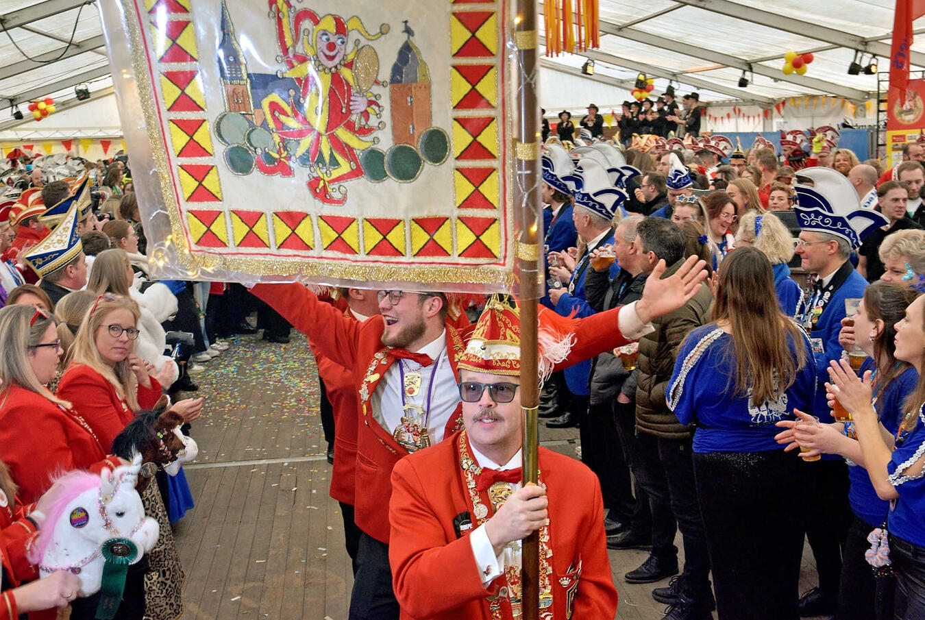 Kranenburg, Prinzenfruehschoppen mit Verleihung des Kranichordens