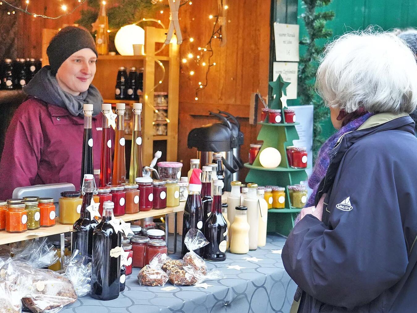 Kreatives, selbst gemacht – das zeichnet die Angebote beim Uedemer „Büdchenzauber“ aus. Foto: privat