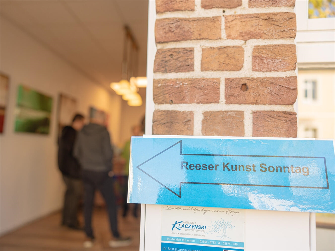 "Künstleranmeldung 25. Reeser Kunstsonntag, Foto von Axel Breuer/Plan B Fotografie"