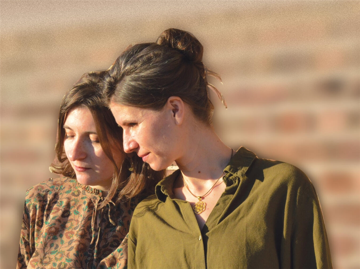 Laden zur Konzertlesung ein: Irina Skuratovska (l.) und Tabea Frauenlob. Foto: privat