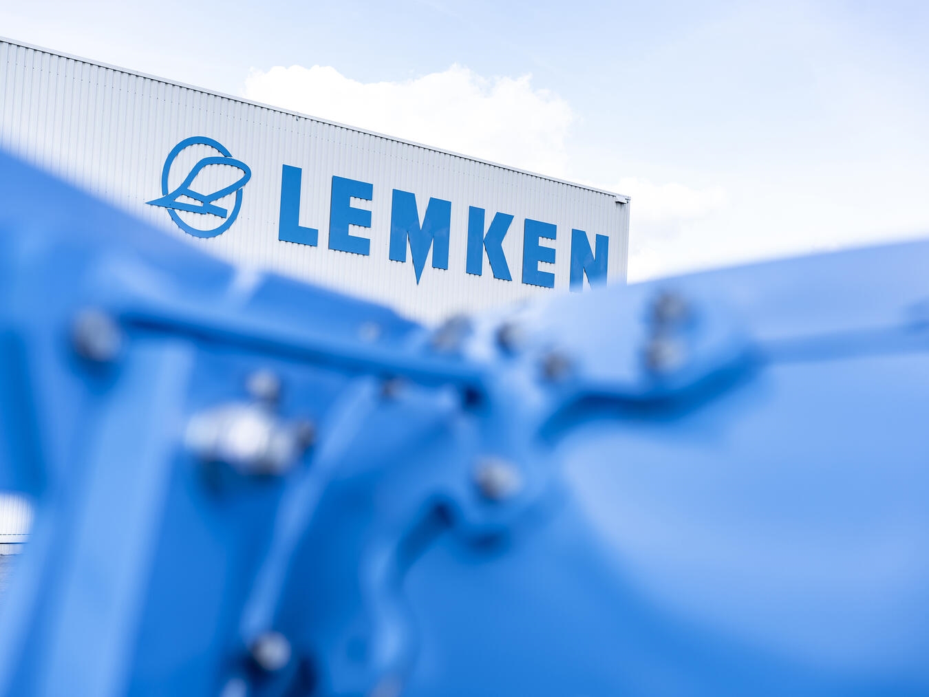 LEMKEN passt die Kapazitäten am Standort Alpen vorübergehend an die aktuelle Auftragslage an. Foto: LEMKEN