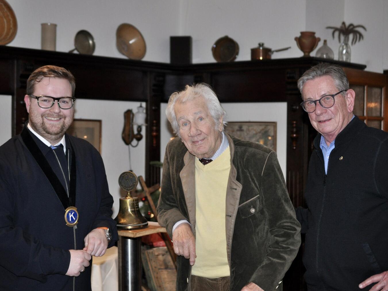 Lucas van Stephoudt (l.), Alexander Heckmanns und Dr. Volker Jurisch (r.).Foto: Christoph Echelmeyer