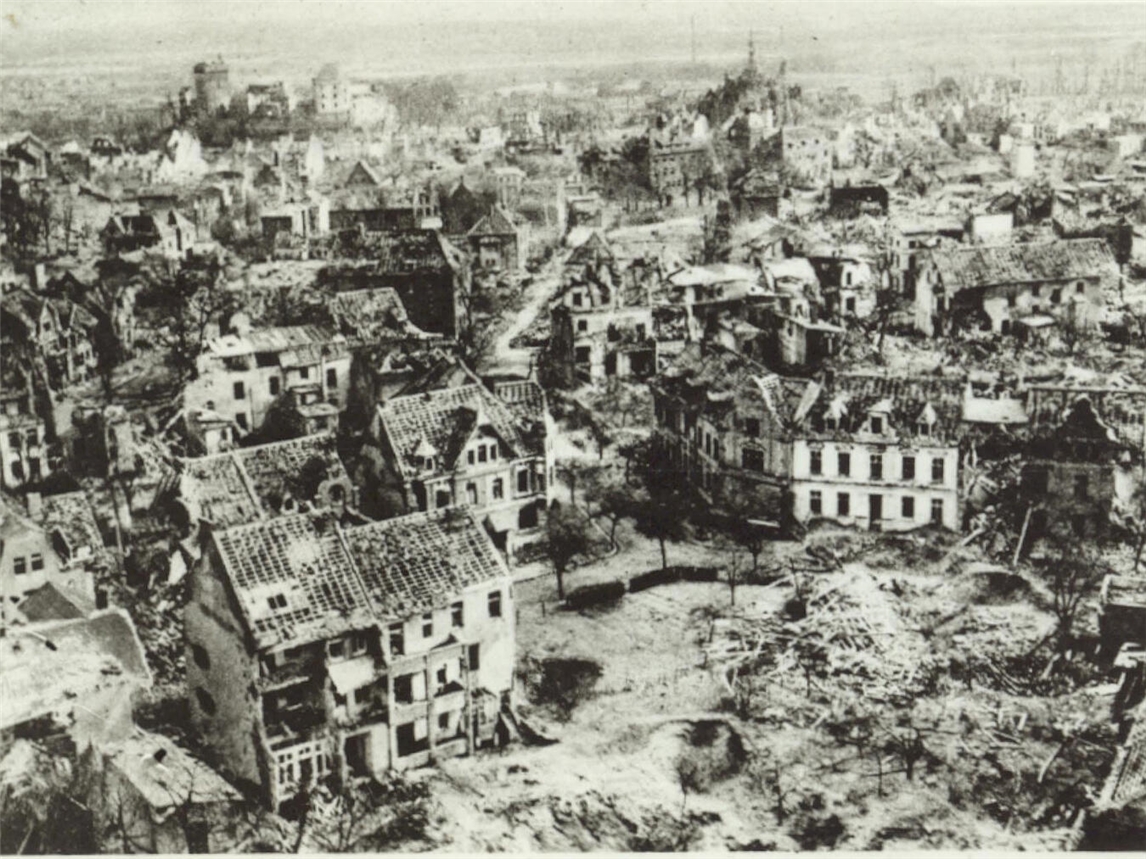 Luftaufnahme der Stadt Kleve von 1945. Foto: Freiheitsmuseum Groesbeek