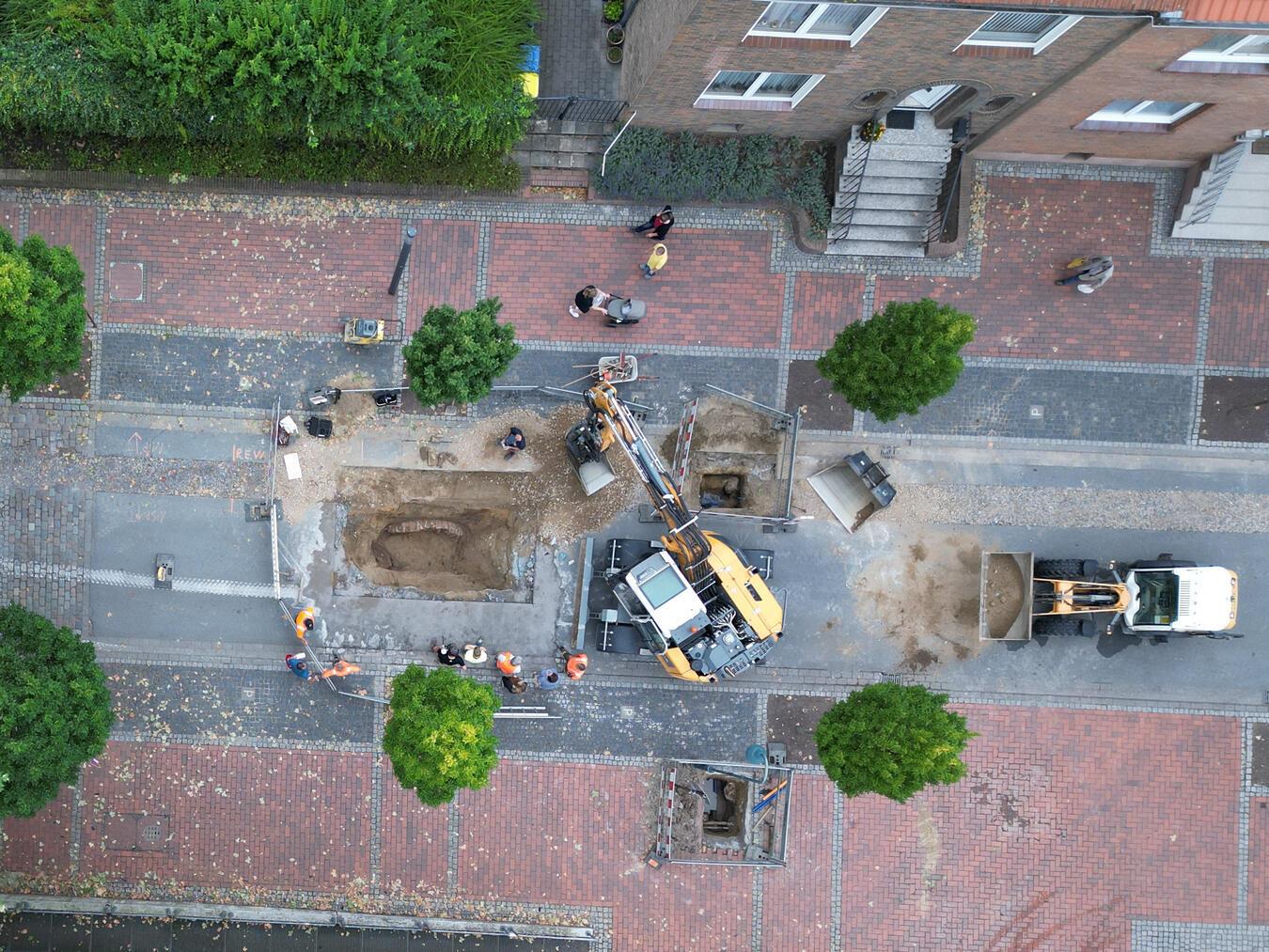 Luftbild der Arbeiten auf der Straße Vor dem Delltor. Foto: Jens-Holger Wroblewski