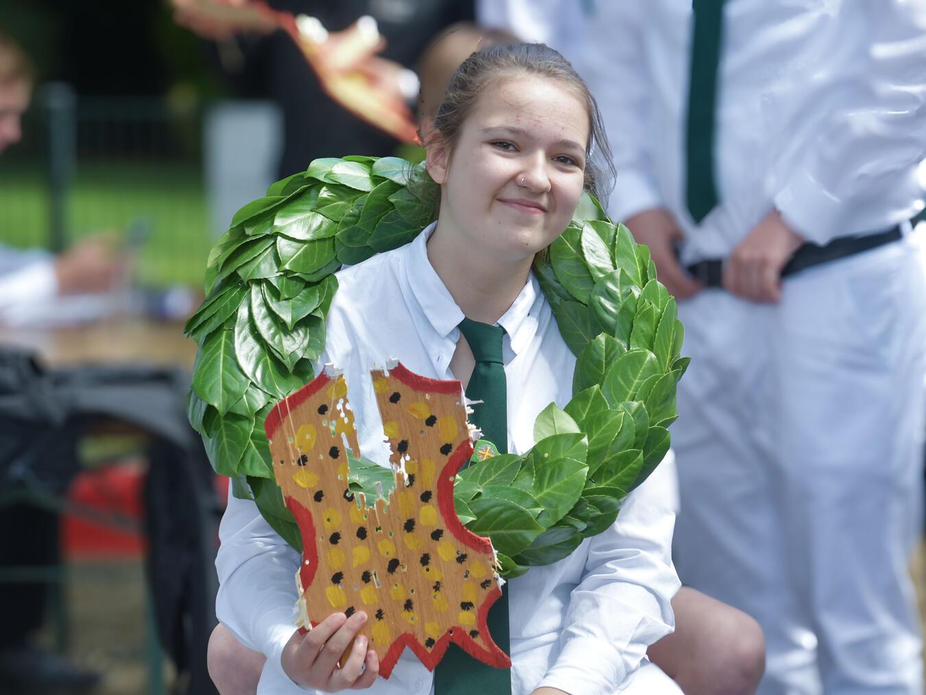 Maite Richter, die (noch) amtierende Kinderkönigin der St.-Josef-Schützen in Haldern. NN-Foto: Gerhard Seybert