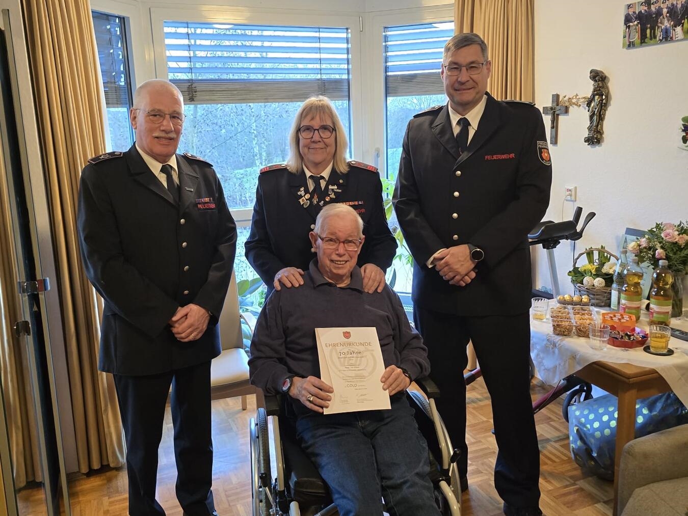 Manfred Mülders, Rosa Grundmann, Hans van Offern und Ralf Benkel (v.l.). Foto: Feuerwehr Kleve