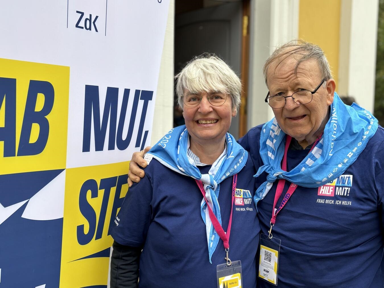 Maria und Karl-Rudolf van Eickels helfen freudig beim Katholikentag in Würzburg.