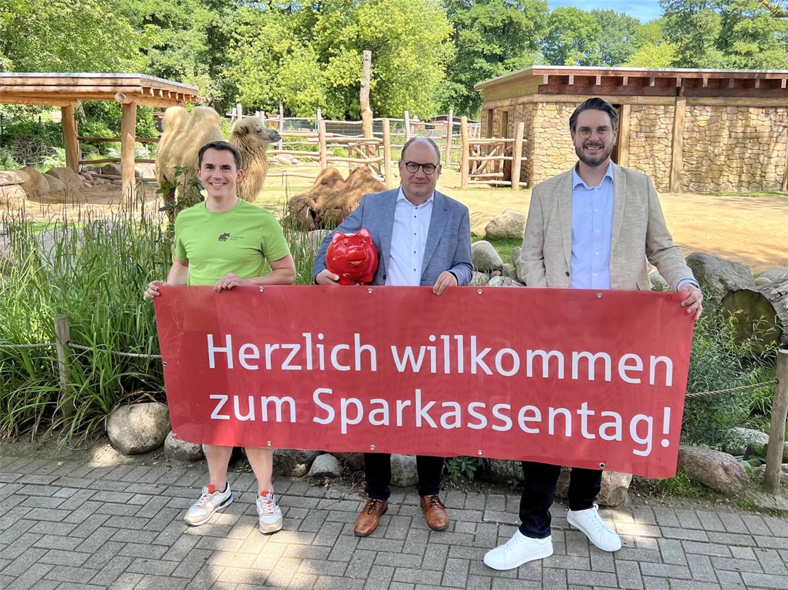 "Martin Polotzek, Andreas Meder und Tobias Conrad bei Sparkasse Rhein-Maas Event"