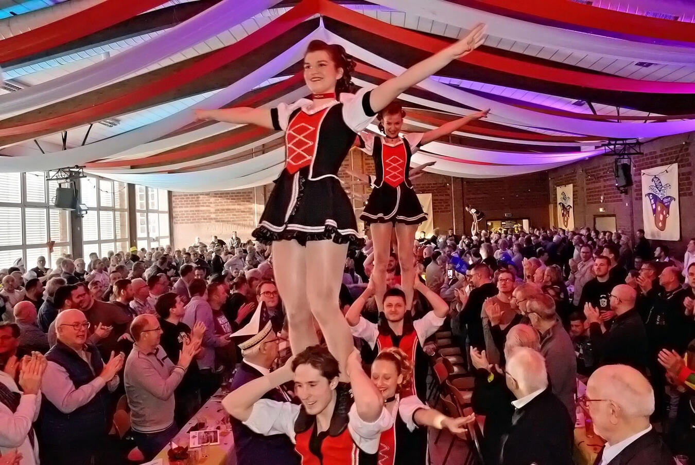 Materborn, Herrensitzung CKH