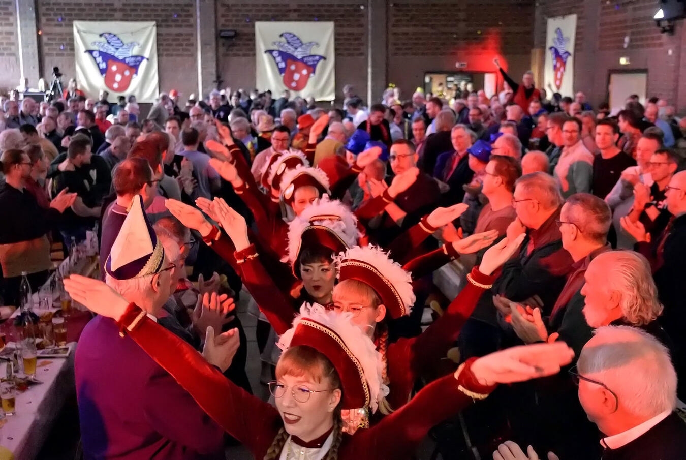 Materborn, Herrensitzung CKH