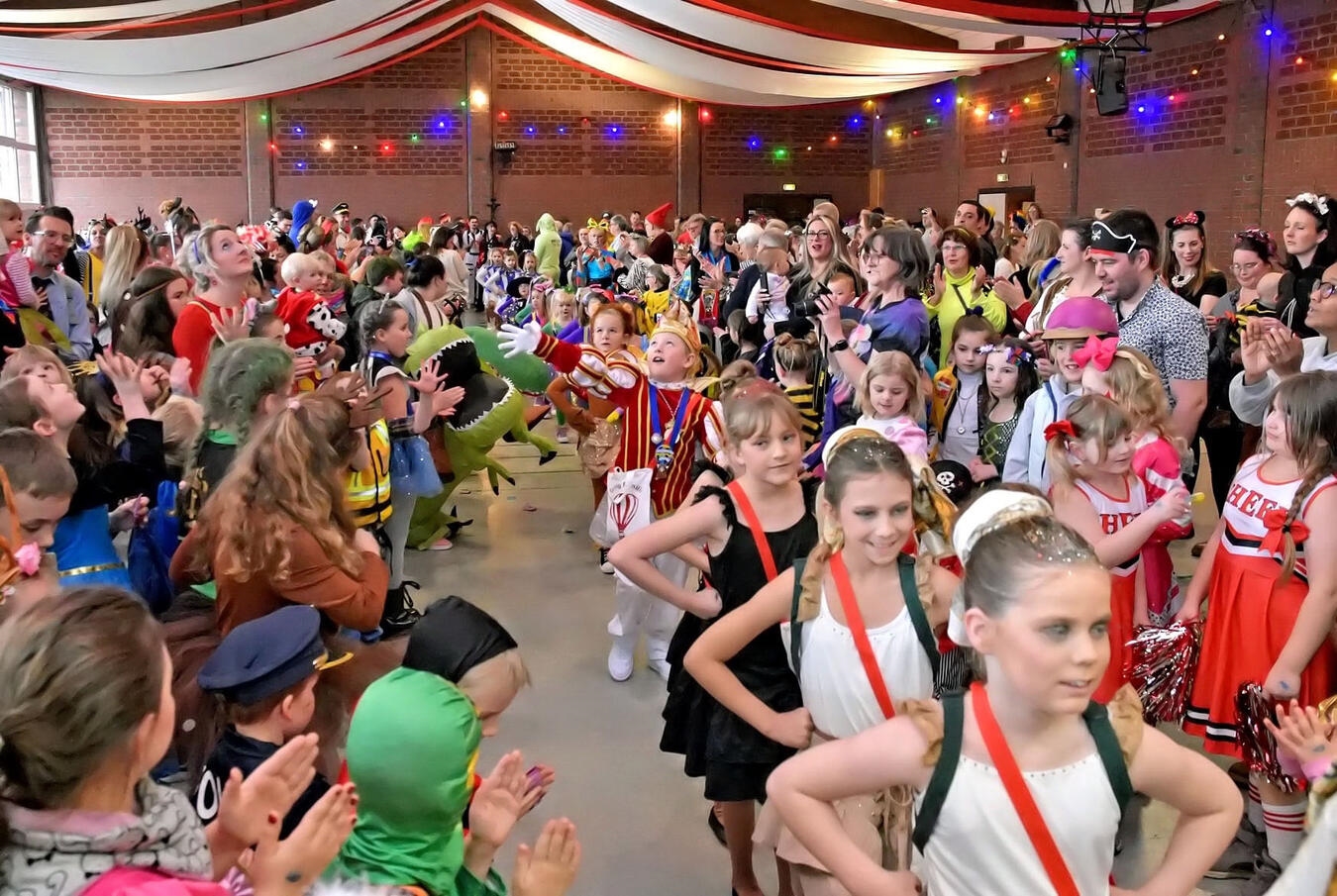 Materborn, Kinderkarneval Flying Familli