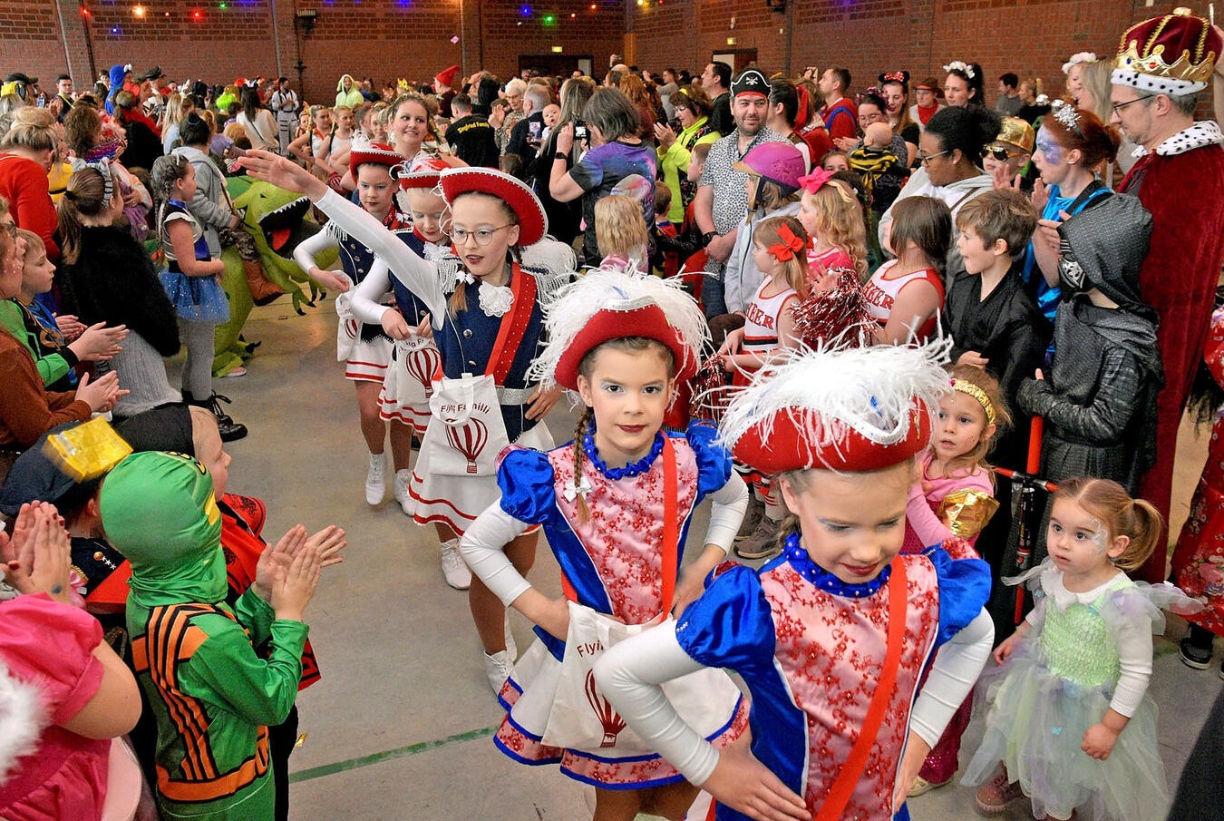 Materborn, Kinderkarneval Flying Familli
