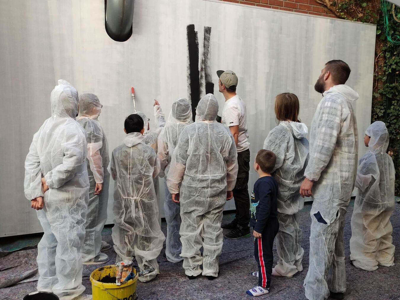 „Nachtfrequenz“: von Graffiti bis Comedy Mattez Deckers war bereits beim letzten Graffiti-Workshop dabei, um den Kindern die Graffiti-Kunst beizubringen.Foto: Stadt Geldern