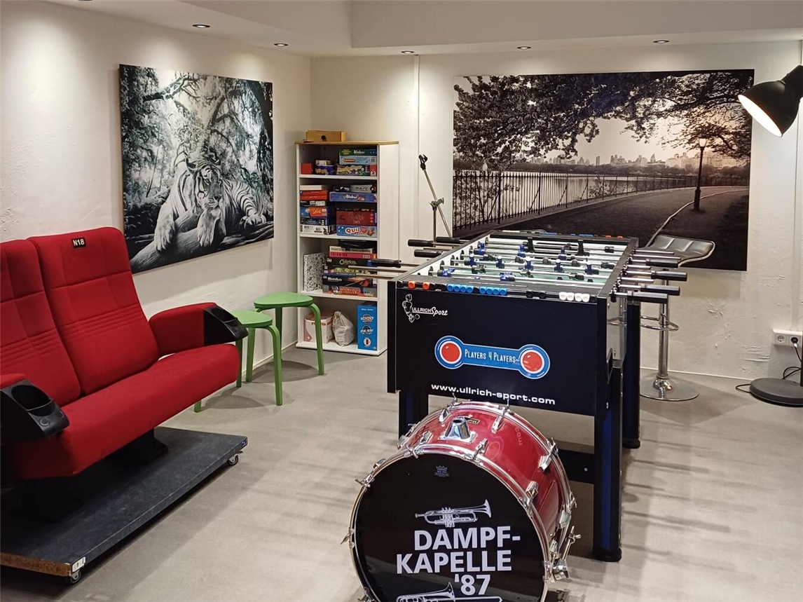 Kernsaniertes Kellergeschoss im Halderner Jugendheim, „Freiraum“ strahlt in neuem Glanz. Foto: privat