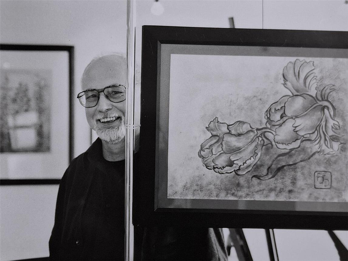 Michael Hoffmann (1943-2024) verwaltete den Nachlass seiner Mutter. Postum wird jetzt erstmals die Kunst beider Generationen ausgestellt. Foto: privat