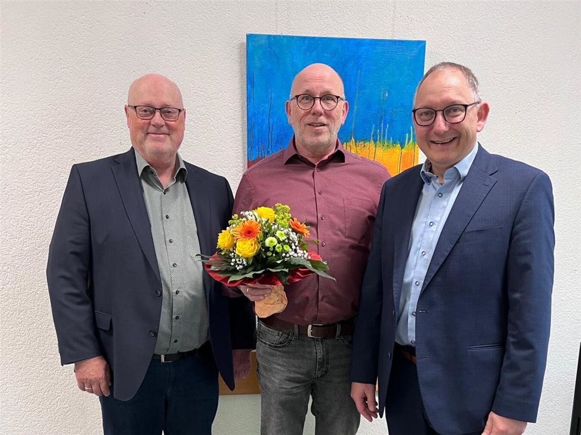 "Michael Rennings mit Bürgermeister Sebastian Hense und Ludger Beltermann in Rees, offizielle Zusammenkunft"