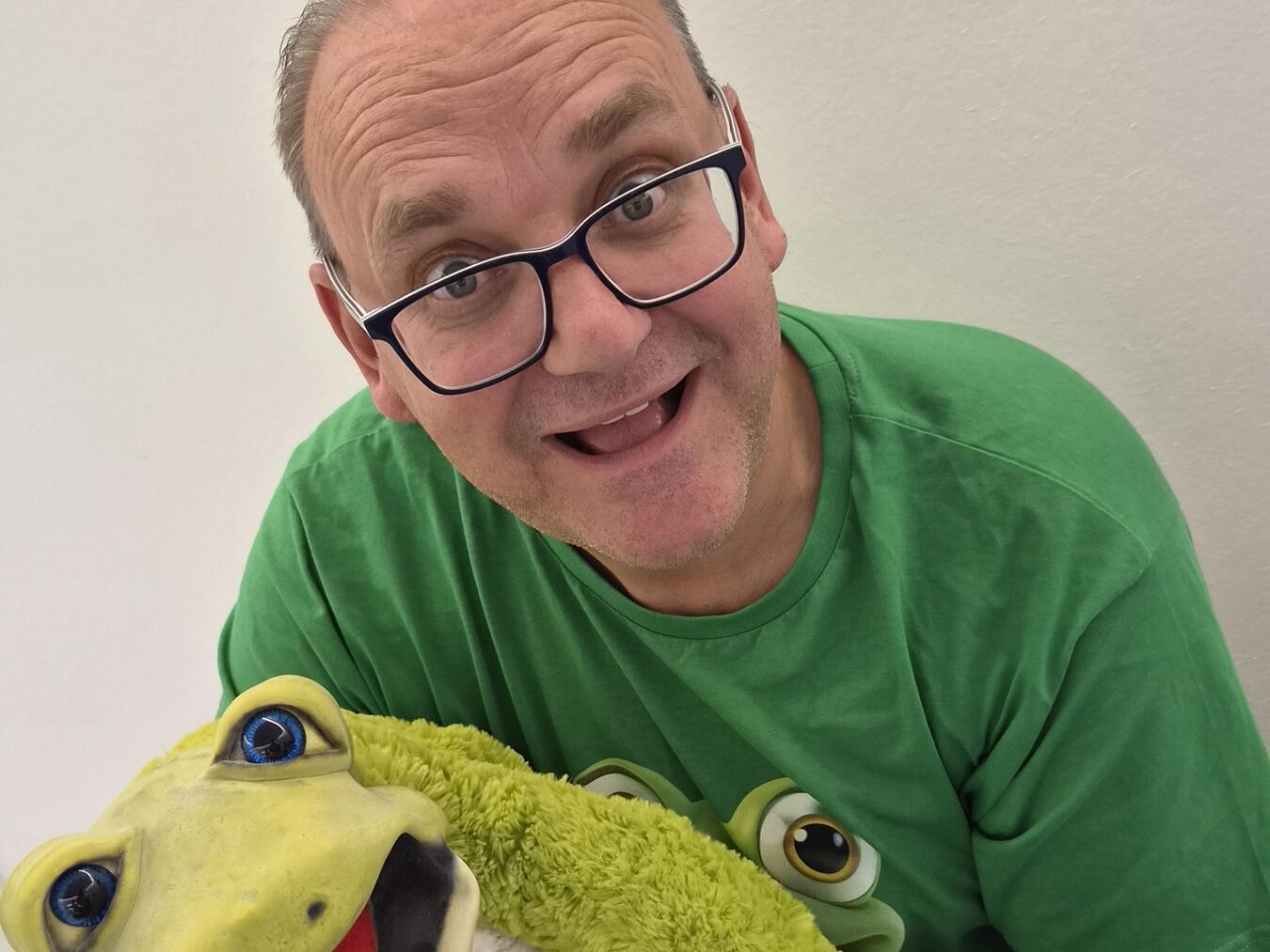 "Michael Walta und Herr Grün begeistern Kita-Abenteuerbande im Stadtgarten, Kinderveranstaltung, Foto privat"