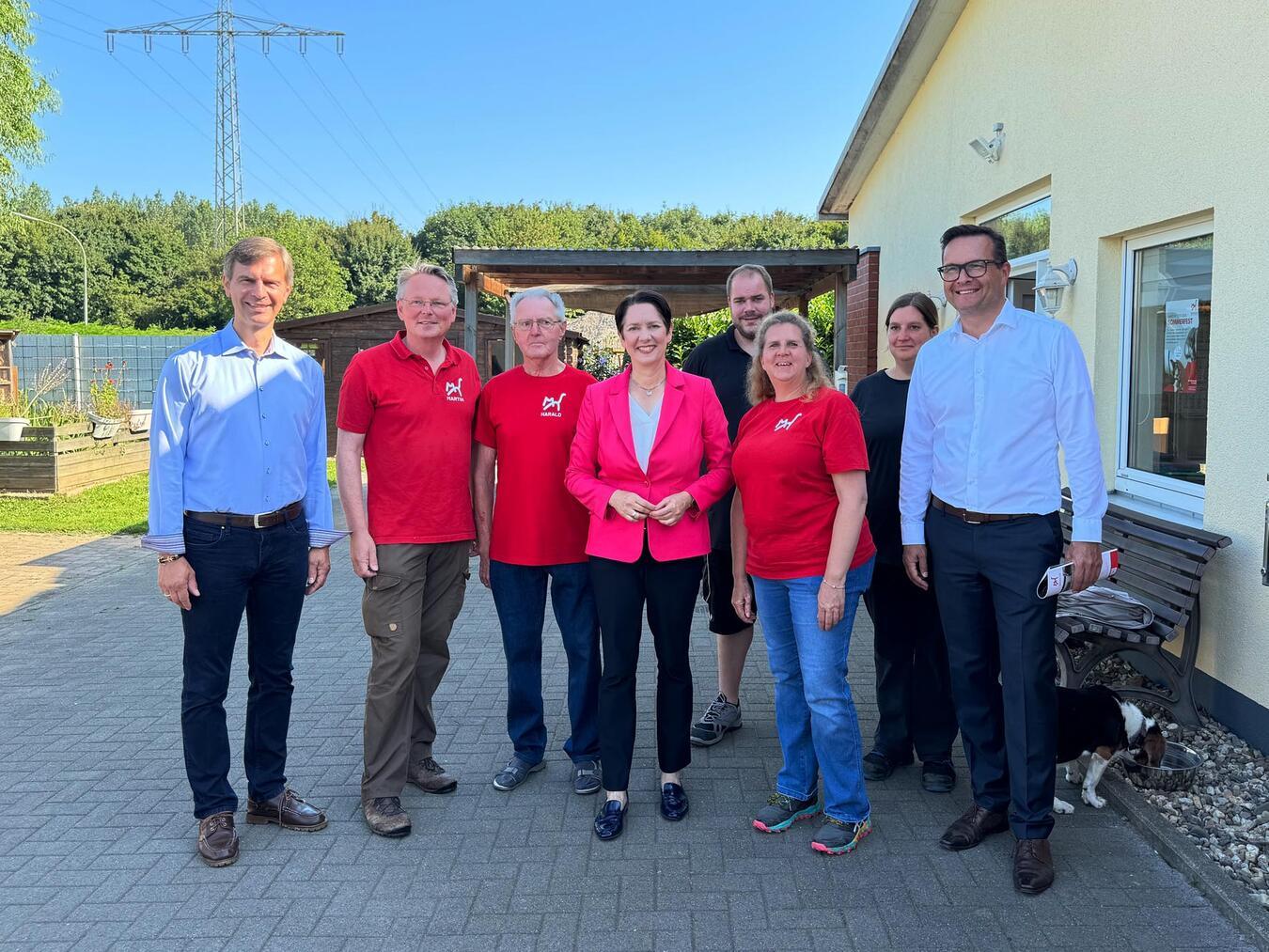 Ministerin Silke Gorißen zu Besuch im  Tierheim in Geldern.Fotos: MLV NRW