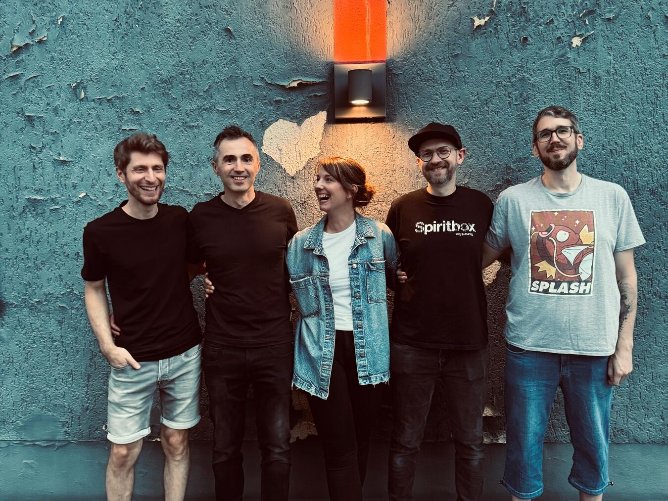 "Band 'Melanchrome' aus Kleve bei Auftritt, Gruppenfoto, Musiker, Livemusik, Konzert"