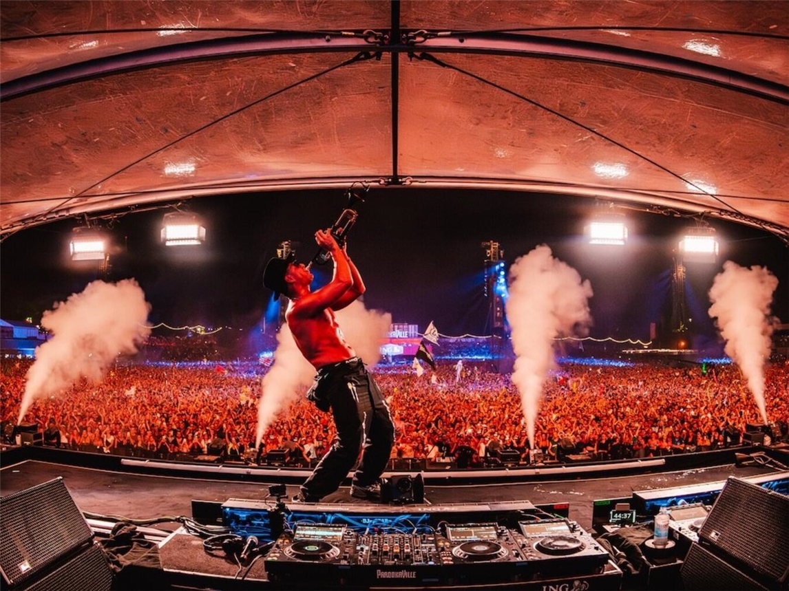  Timmy Trumpet auf der Parookaville-Bühne