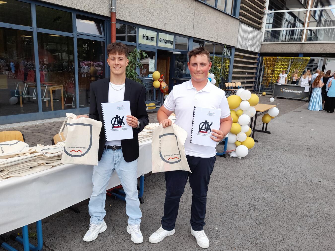 Mit der Aktion will die WFG junge Menschen nicht nur verabschieden, sondern sie auch für die Potenziale ihrer Heimat sensibilisieren. Foto: WFG