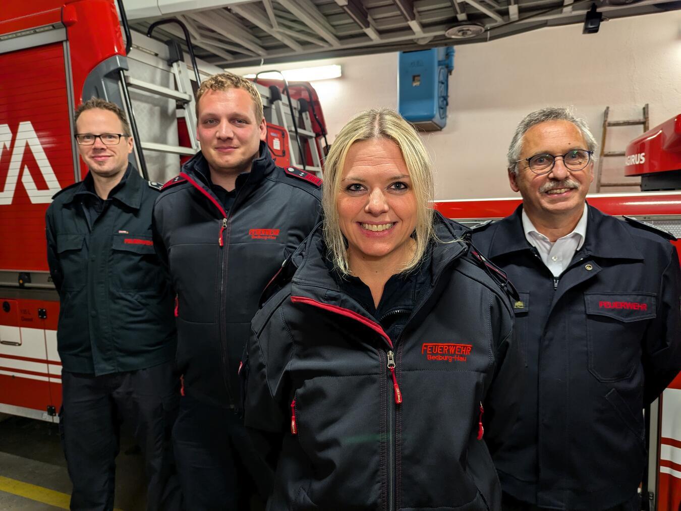 Mit der Entscheidung, die 41-Jährige zur stellvertretenden Einheitsführerin zu wählen, zeigt die Löscheinheit Hau ihre Offenheit und die Diversität des Ehrenamts in der Feuerwehr. Foto: Feuerwehr Bedburg-Hau